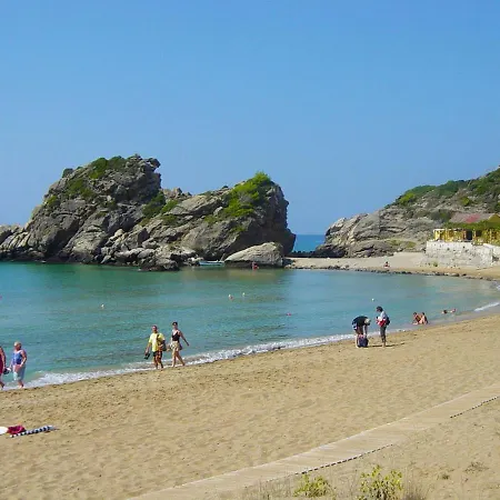 Apartmán Swimming Pool And Sea View On
