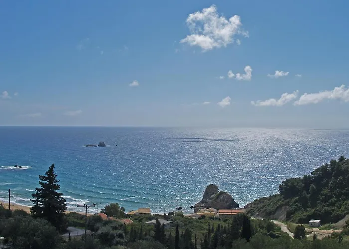 Swimming Pool And Sea View On 아파트 *