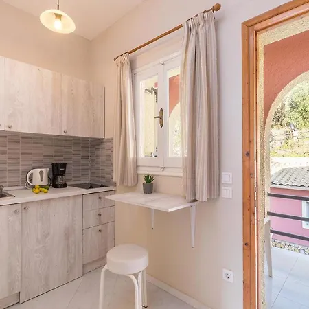 Swimming Pool And Sea View On Апартаменты